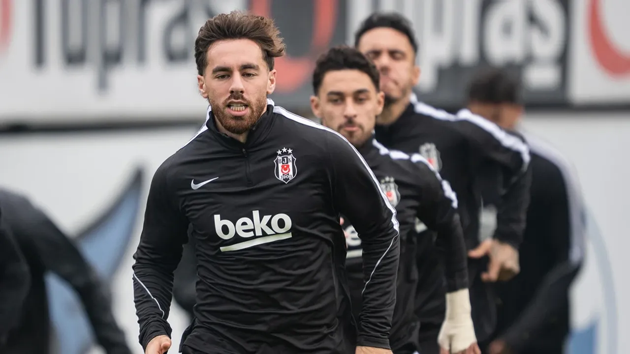 Orkun Kökçü neden oynamıyor? Sakatlığı ne? Kaç hafta yok? Trabzonspor maçına yetişecek mi?