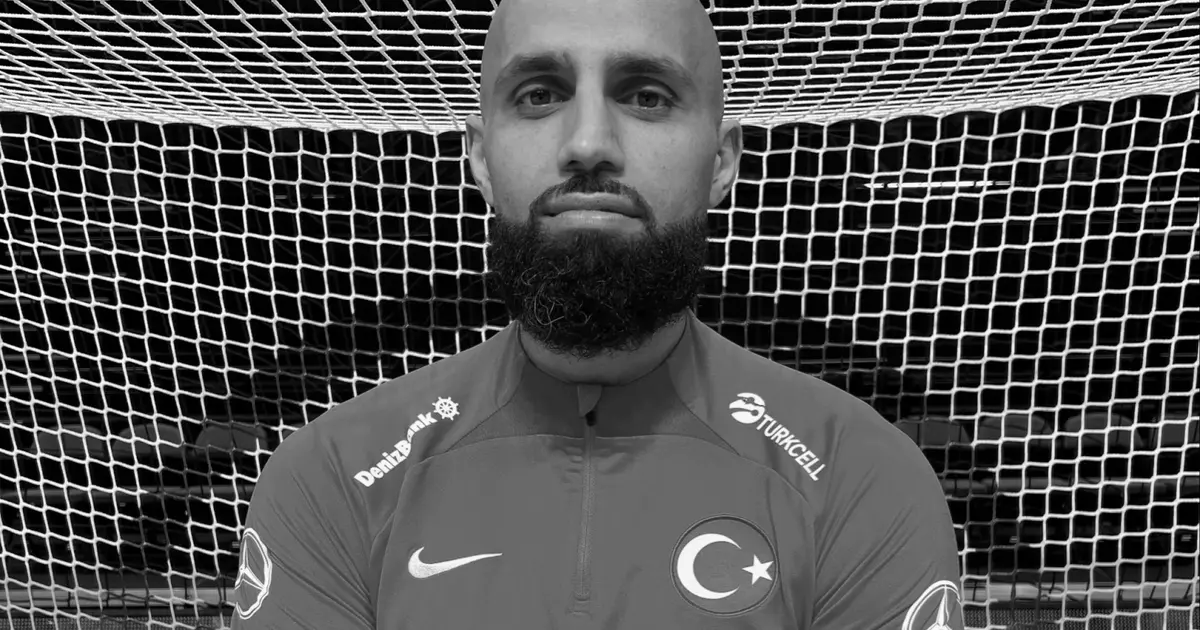 Milli futsal oyuncusu Adem Küçükkartal 34 yaşında yaşamını yitirdi