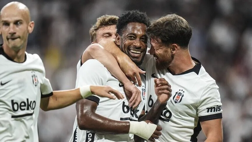 Beşiktaş, Avrupa'da tur kapısını araladı