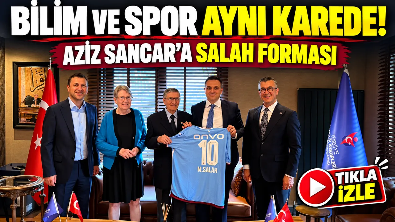 Aziz Sancar’a Trabzonspor’un Mohamed Salah Forması Hediye Edildi