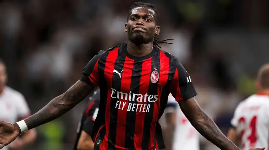 Rafael Leao Galatasaray’a mı Geliyor? Milan’ın Yeni Bonservis Talebi Ortaya Çıktı