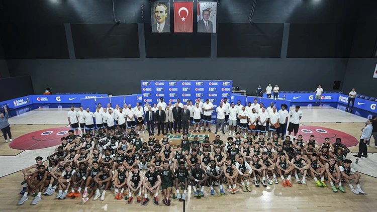 Basketball Without Borders (BWB) Next Up erkekler kampı, İstanbul'da başlad