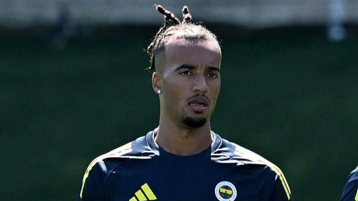 Manchester United Ve Chelsea’den Archie Brown İçin Fenerbahçe Atağı