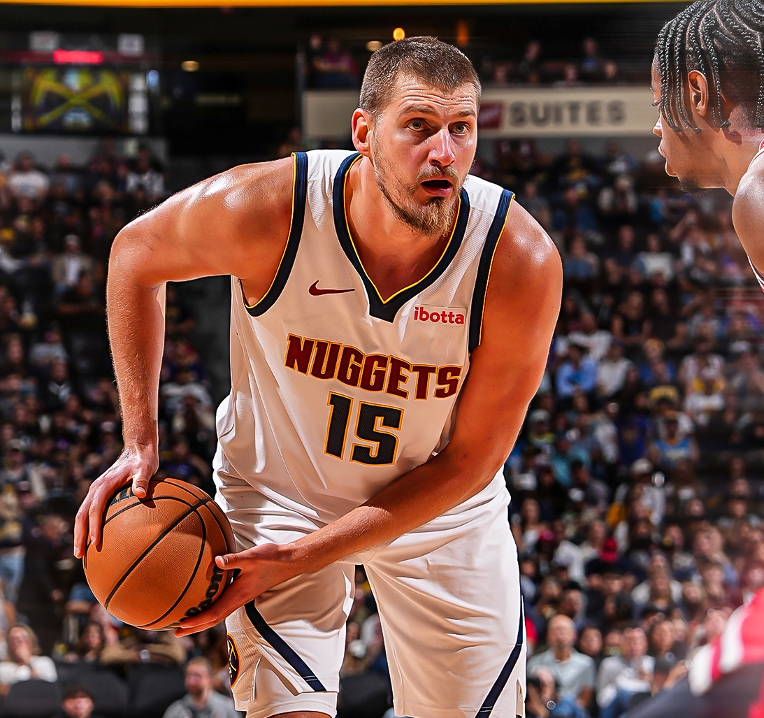 Jokic’ten üç çeyrekte triple double