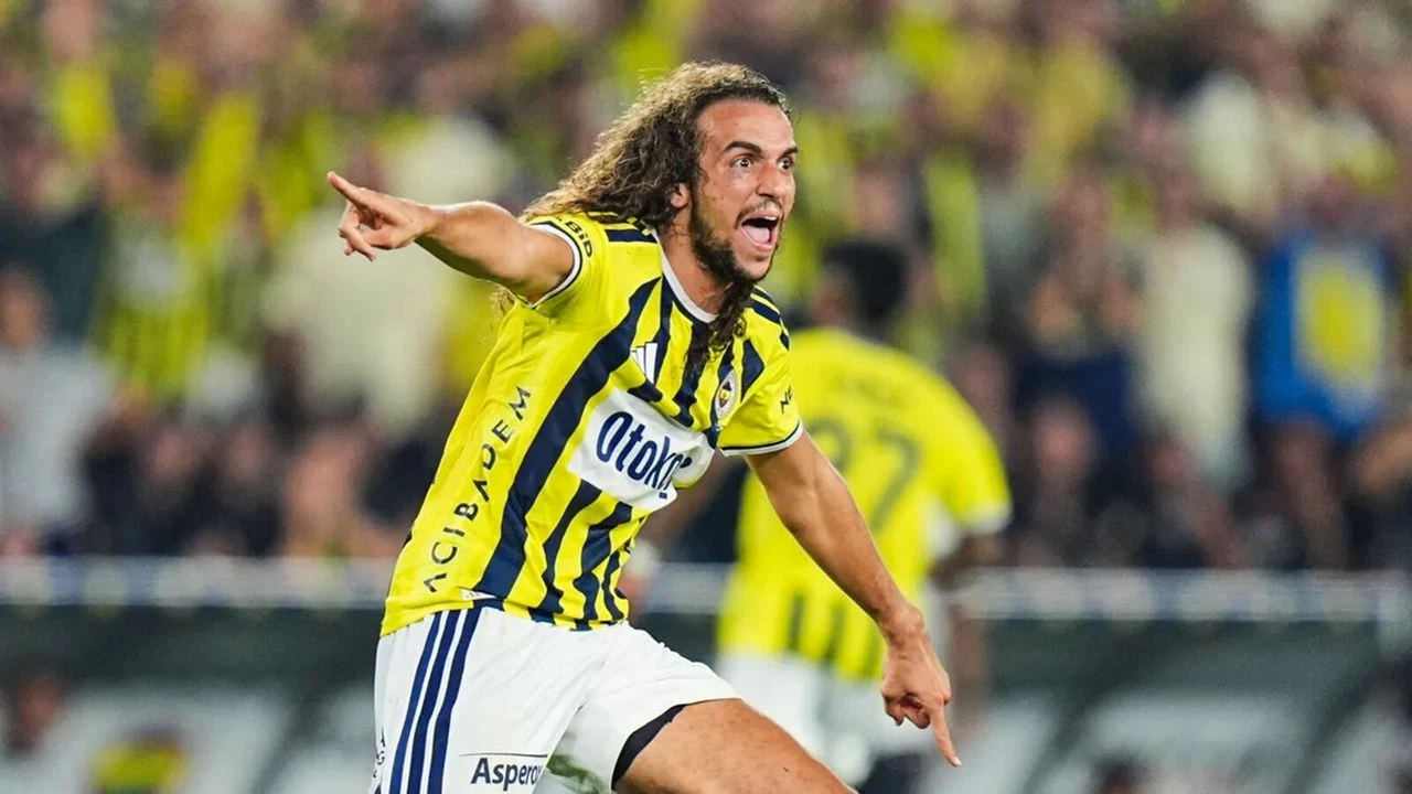 UEFA, Guendouzi'ye verilen 4 maçlık men cezasını 3'e düşürdü