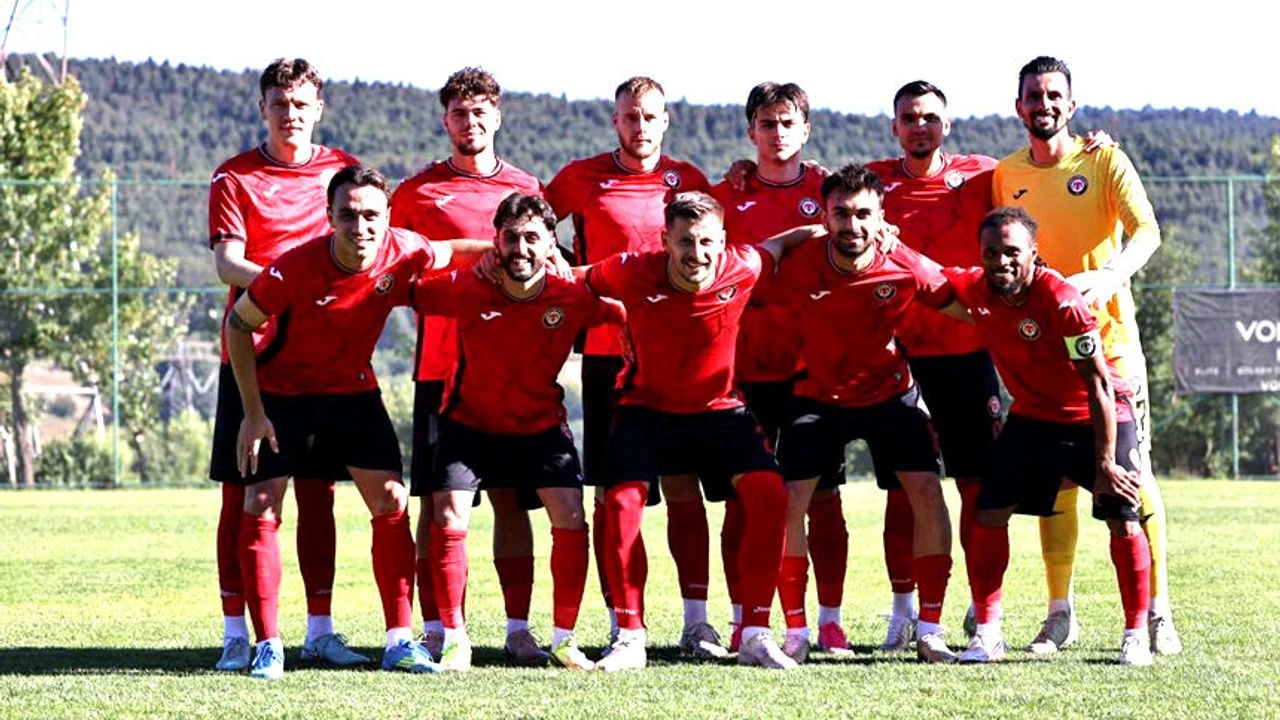 Süper Lig'de Çorum FK ve Trabzonspor zirveyi paylaşıyor