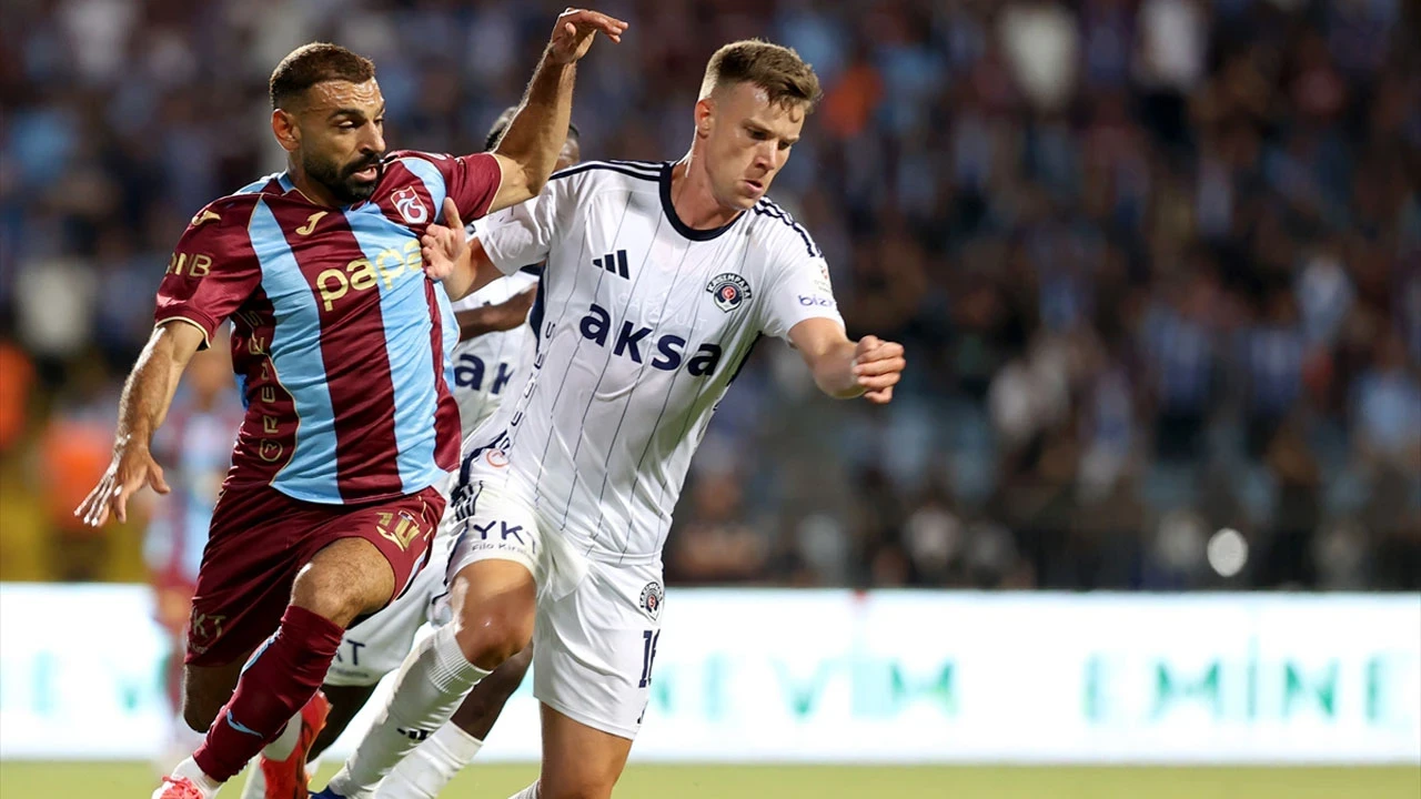 Trabzonspor'un yıldızı Salah'a Yomra'da cadde