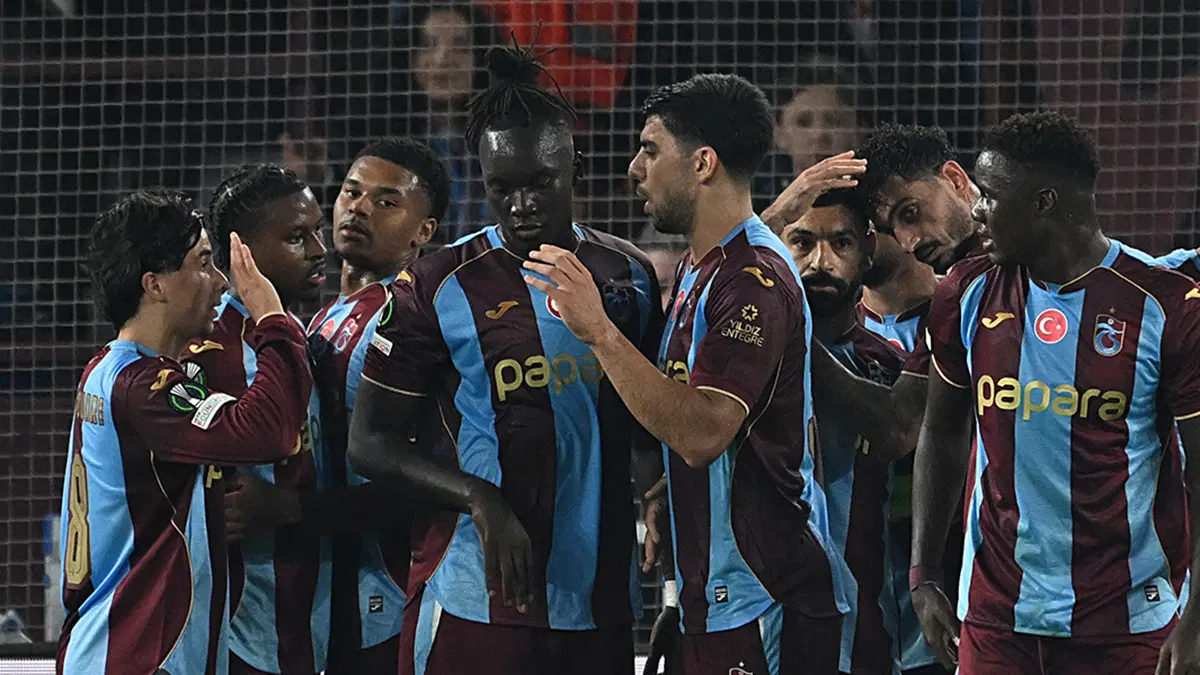 SÜPER LİG | Rizespor - Trabzonspor maçı ne zaman, saat kaçta, hangi kanalda? İlk 11'ler