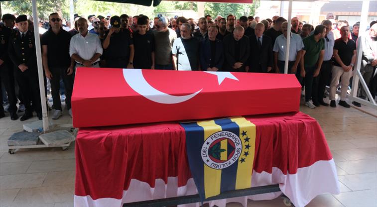 Derbide kalp krizi geçiren taraftar defnedildi