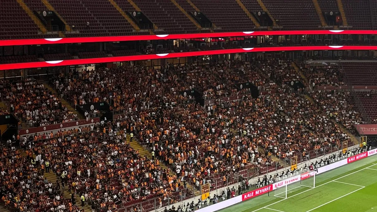 Galatasaray taraftarının tepkisi sürüyor! Transfer bekleyişi... - Son dakika Galatasaray haberleri