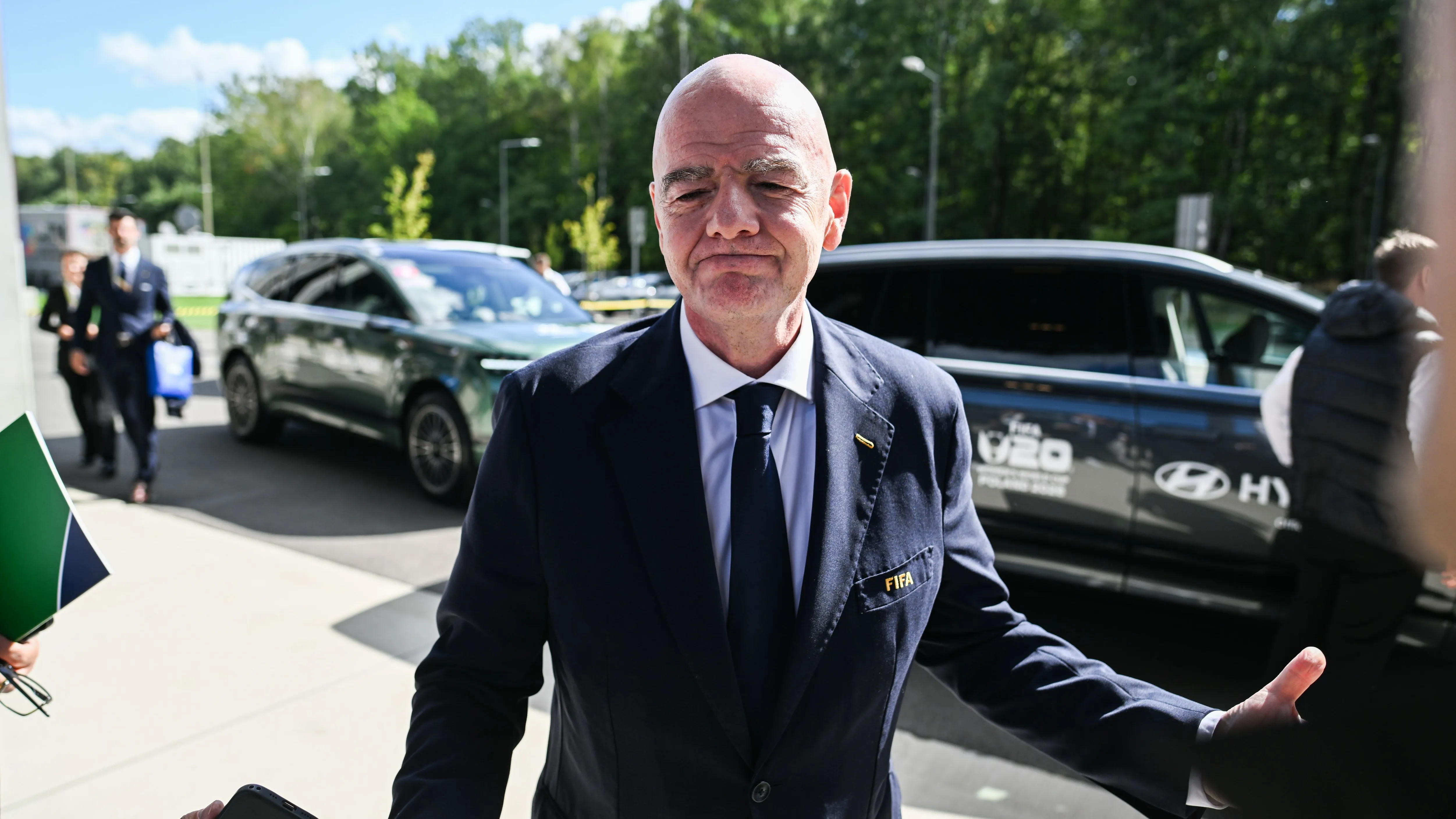 UEFA ve Concacaf, FIFA rezervlerinden 2,1 milyar dolar talep ediyor! Gianni Infantino'ya her üye federasyona en az 10 milyon dolar vermesi…