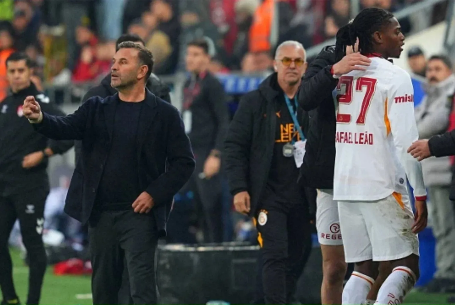 Leao Fenerbahçe maçında oynayacak mı? Rafael Leao derbiye yetişecek mi?