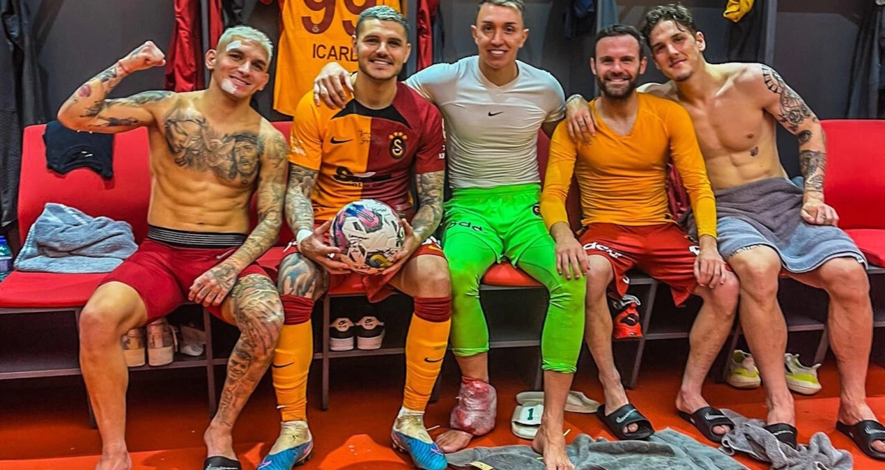Galatasaray'ın eski yıldızı 38 yaşında futbolu bıraktı