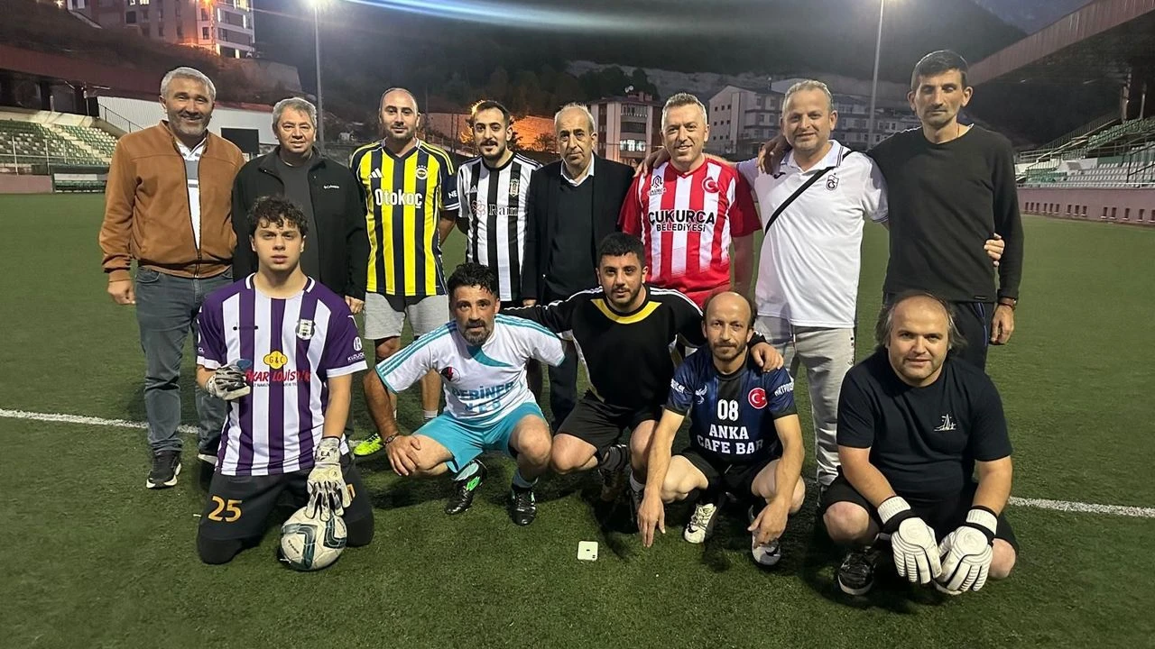 Artvin Basın Futbol Takımı Uluslararası Turnuvada Türkiye’yi Temsil Edecek