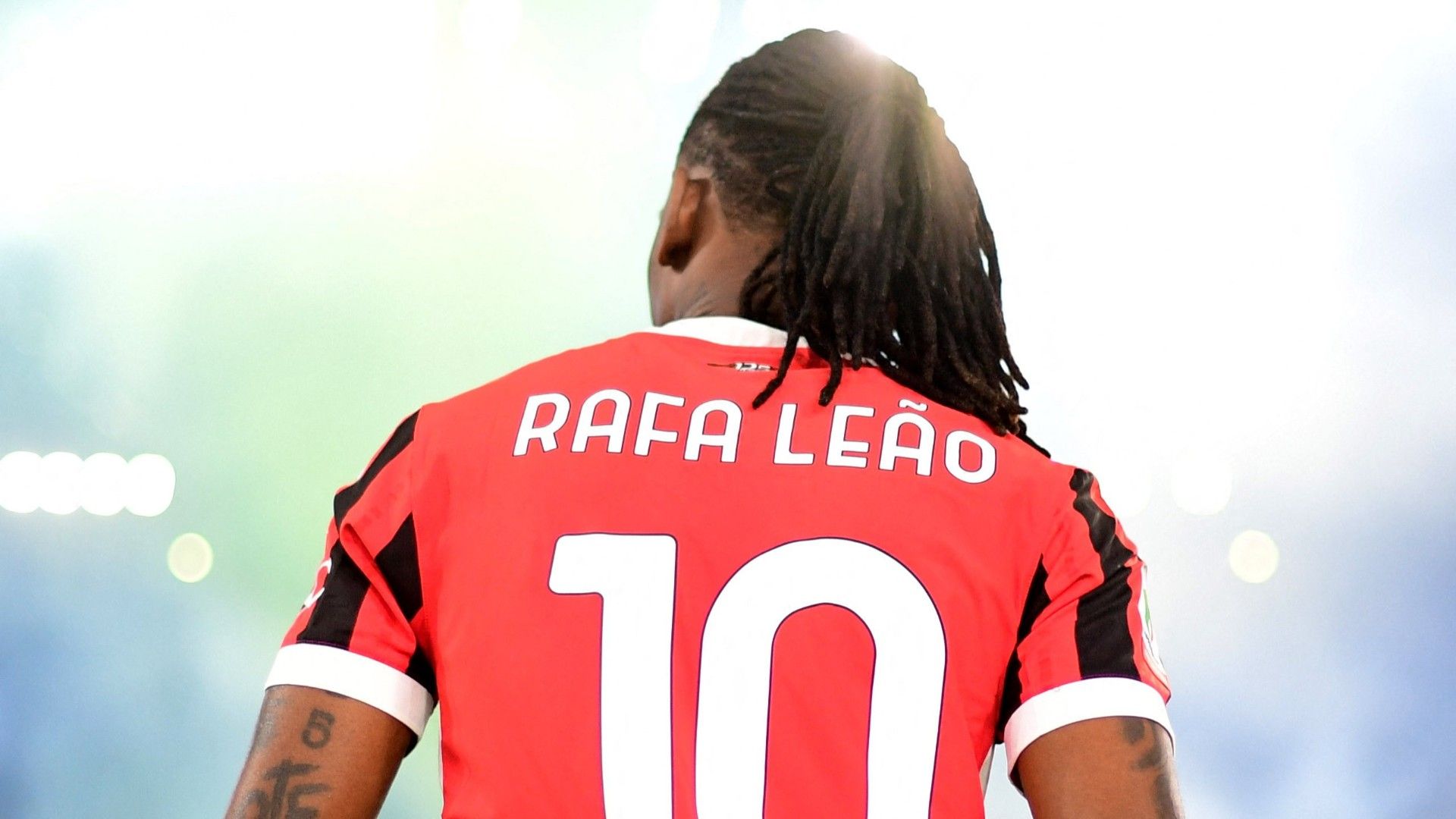 Galatasaray’dan Leao için Milan’a resmi transfer teklifi! Bonservis ve bonus...