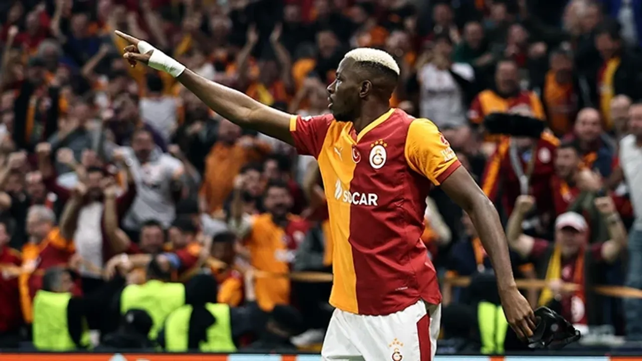 Osimhen Sakatlandı mı? Kaç Hafta Sahalardan Uzak Kalacak, Şampiyonlar Ligi Maçına Yetişecek mi?