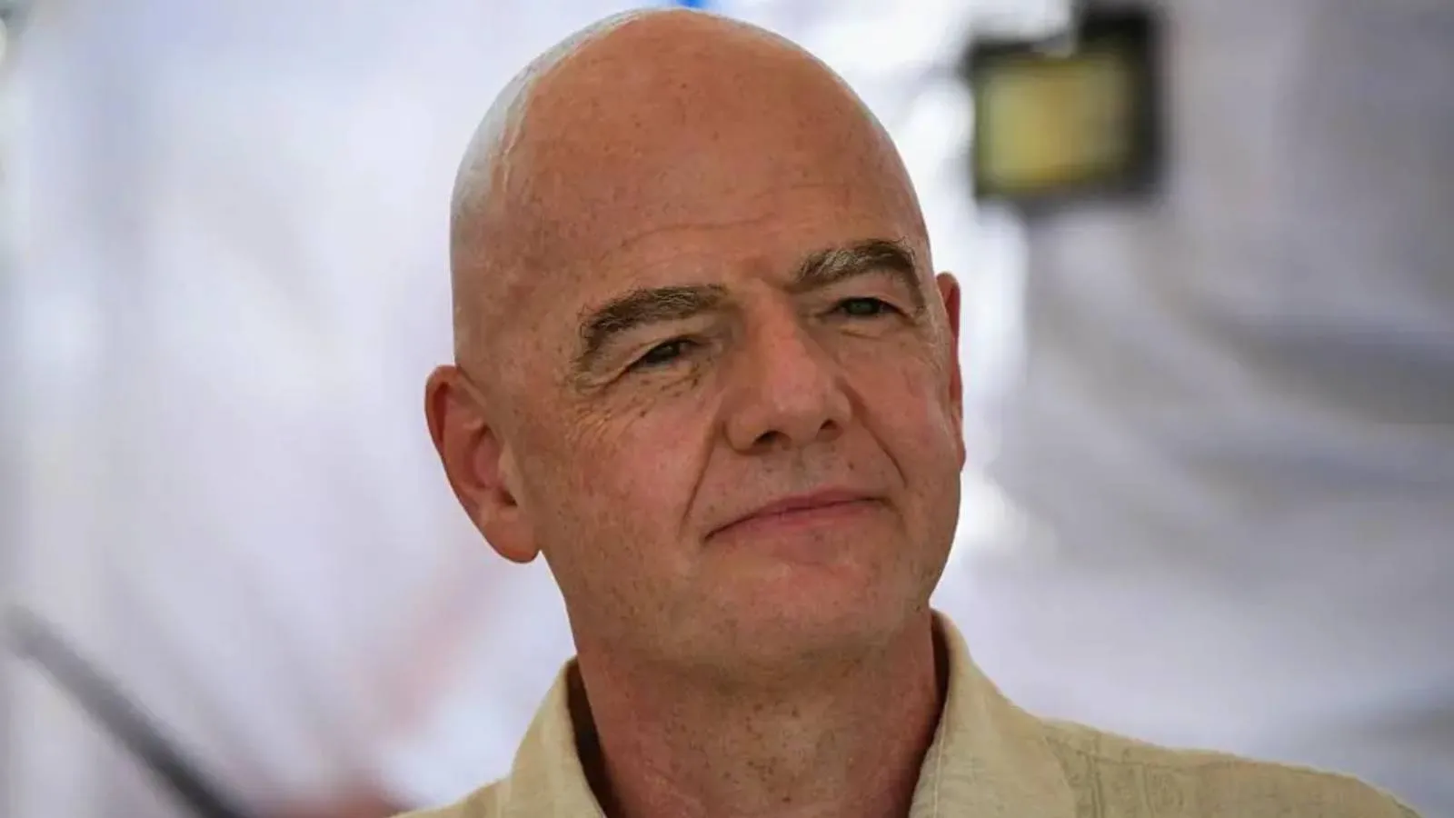 "UEFA, genel sekreter olduğu dönemde Infantino'nun sevgilisine 'ayrılma tazminatı' ödedi" iddiası: Kendisi reddetti, UEFA doğruladı!