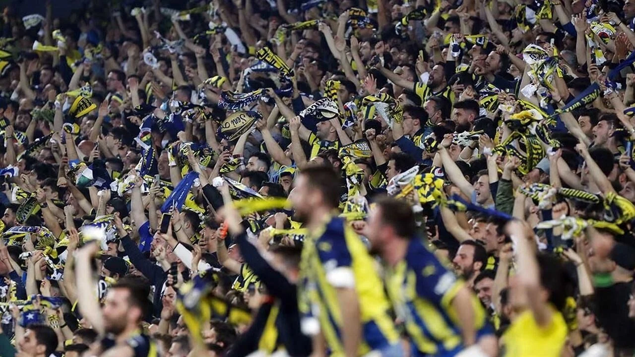 Fenerbahçe'den Lyon Maçı Öncesi Lukaku Hamlesi: UEFA Listesine Eklendi!