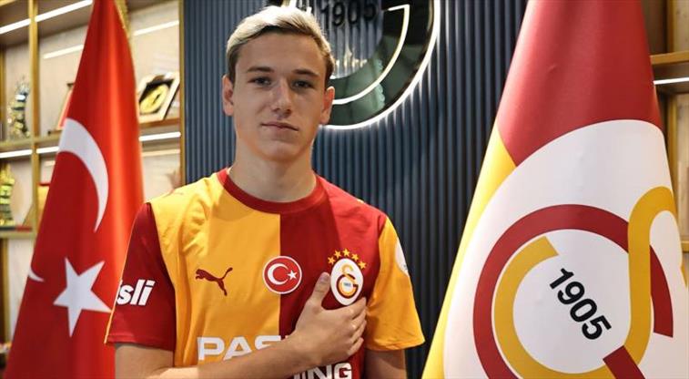Aleksey Batrakov, Galatasaray tarihindeki ilk Rus futbolcu oldu