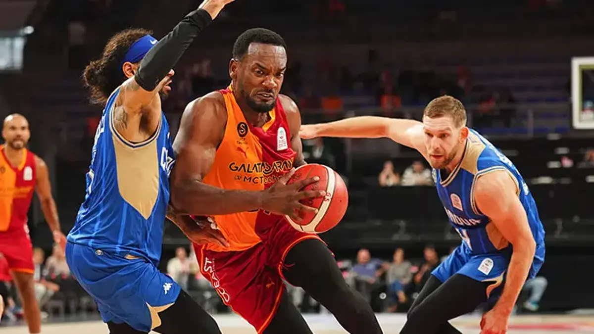 Galatasaray potada sezona 102-79'luk Çayırova galibiyetiyle başladı