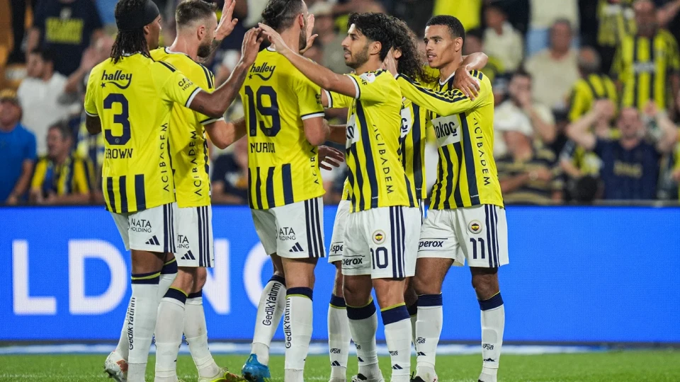 Fenerbahçe-TÜMOSAN Konyaspor maçında tartışmalı pozisyon: Penaltı kararı doğru muydu?