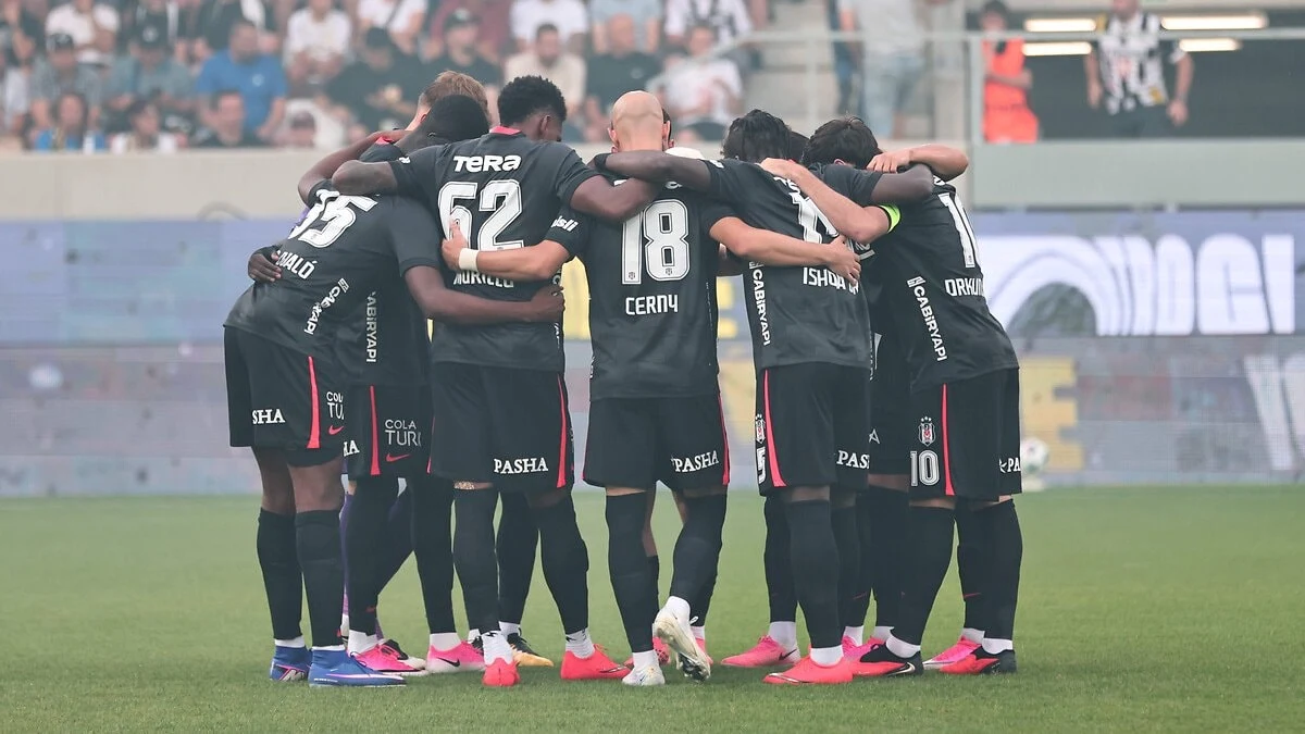 Beşiktaş - Hradec Kralove: Muhtemel 11'ler
