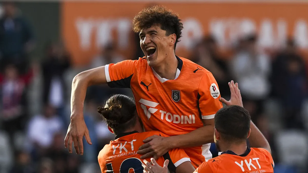 Trabzonspor’a bir gol kralı daha! Transferin gözdesi Eldor Shomurodov