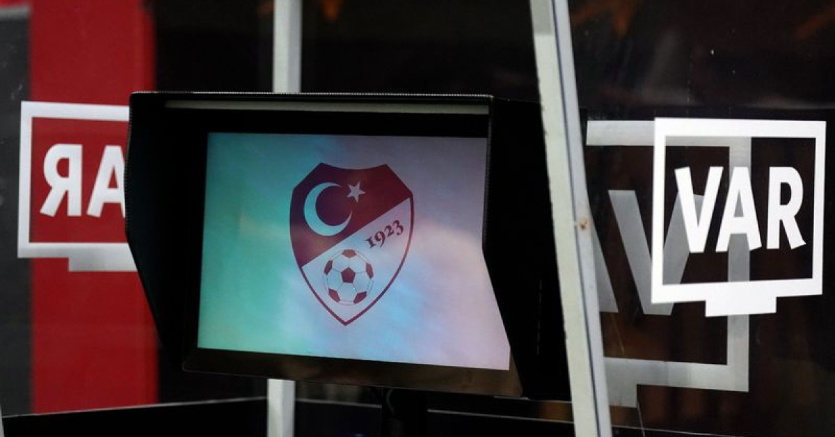 Beşiktaş-Eyüpspor maçının VAR'I Andrew Donaldson Dallas!