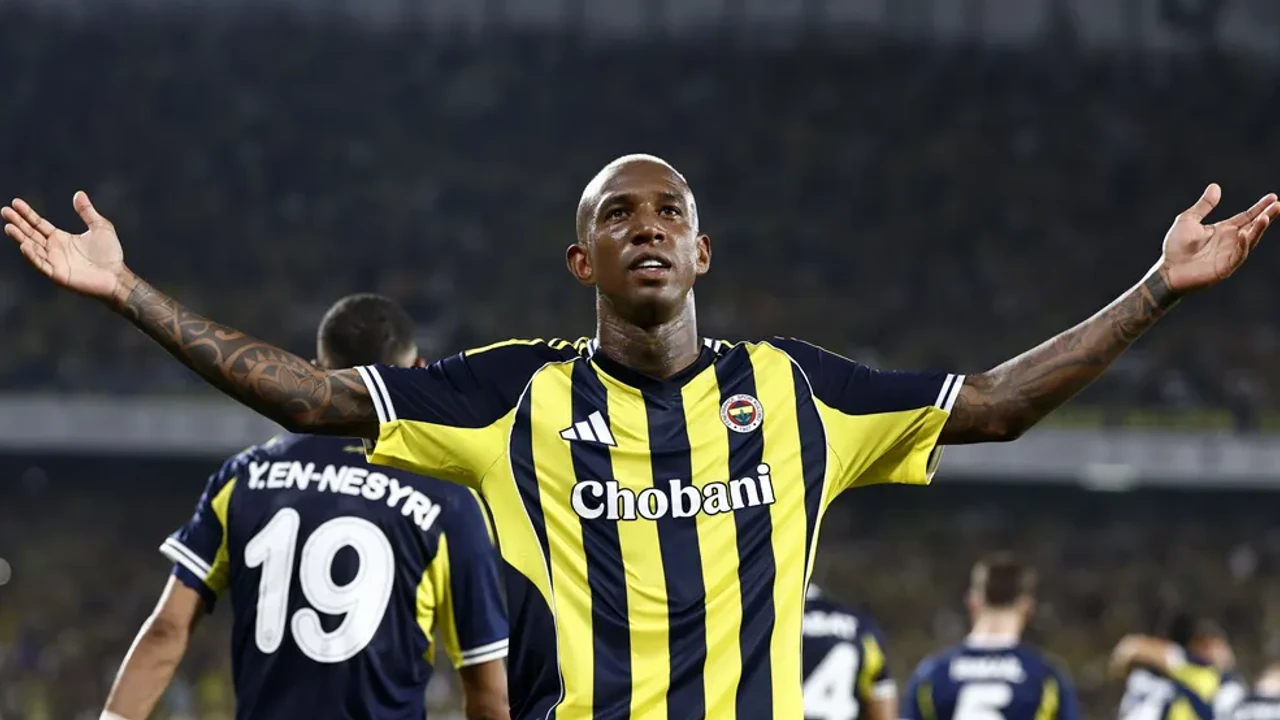 Fenerbahçe’de Talisca ile yollar resmen ayrıldı