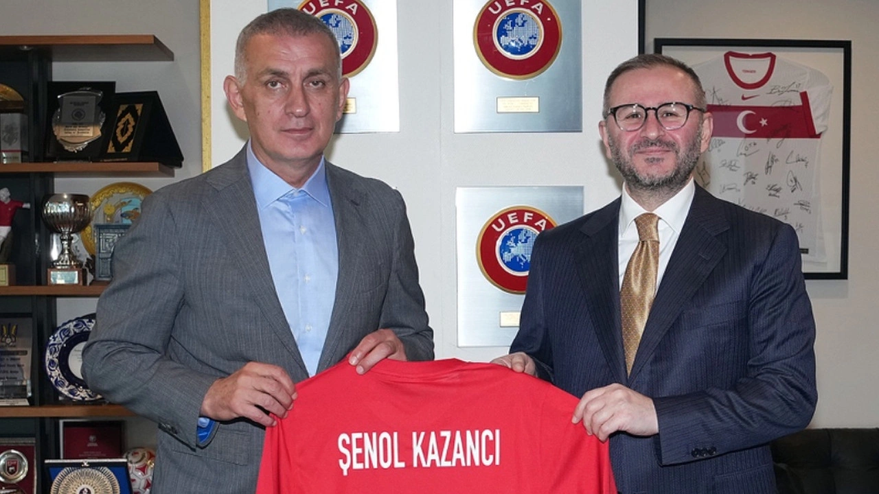 Süper Lig yayıncısı Turkcell mi oluyor