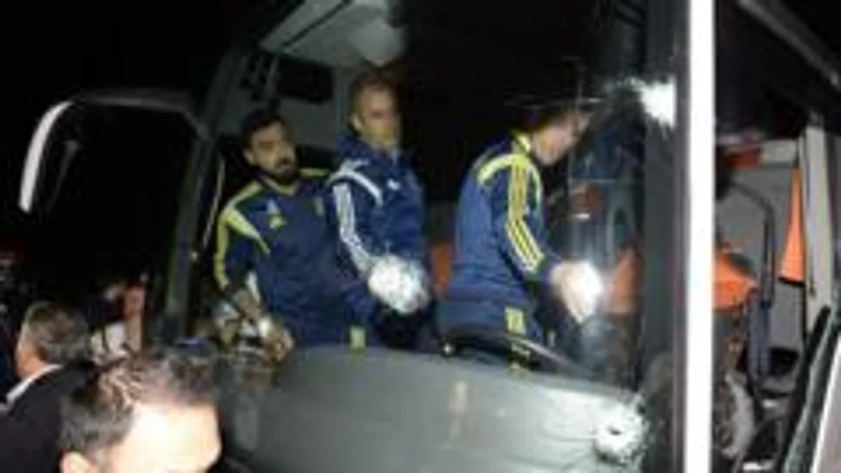 Fenerbahçe Otobüsüne Silahlı Saldırı Dosyasında Yeni Gelişme: 5 Gözaltı