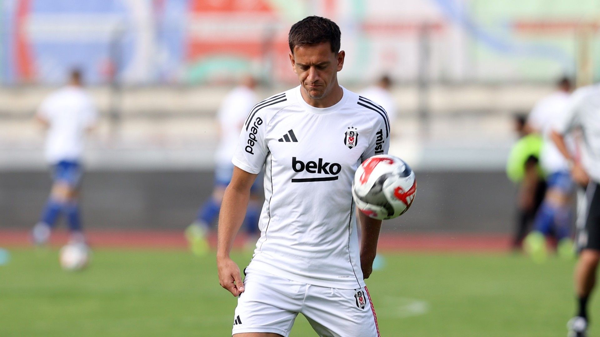 Beşiktaş’tan ayrılan Amir Hadziahmetovic’in yeni takımı belli oldu
