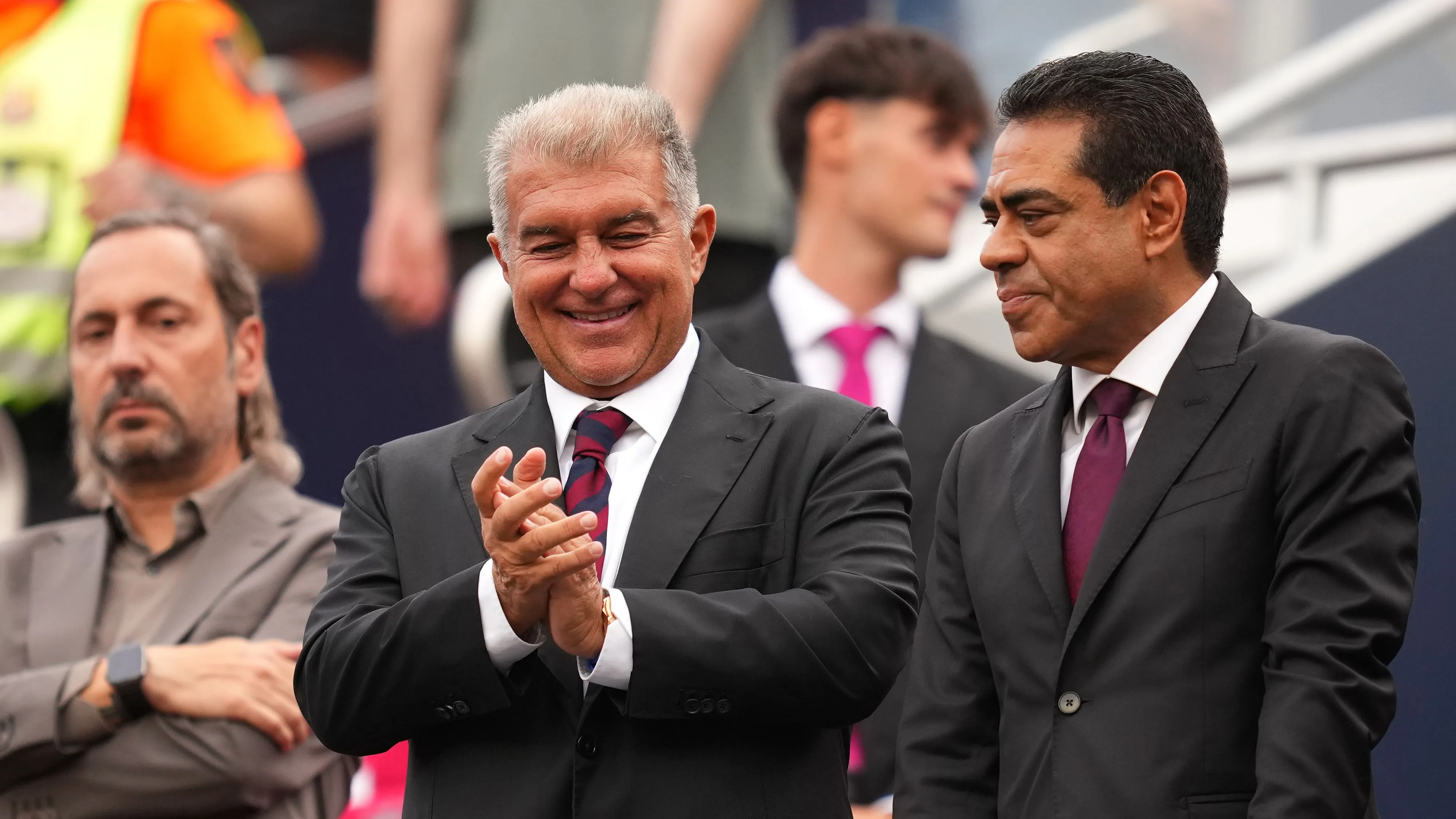 Uzak bir hayal ve Avrupa önceliği: Laporta'dan Barcelona'nın sezonuyla ilgili ateşli açıklamalar