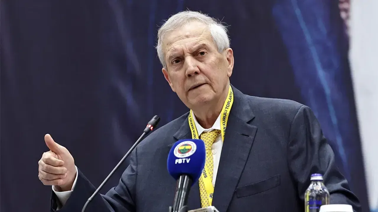Aziz Yıldırım Galatasaray derbisine gidecek mi? Fenerbahçe'de kritik karar belli oldu