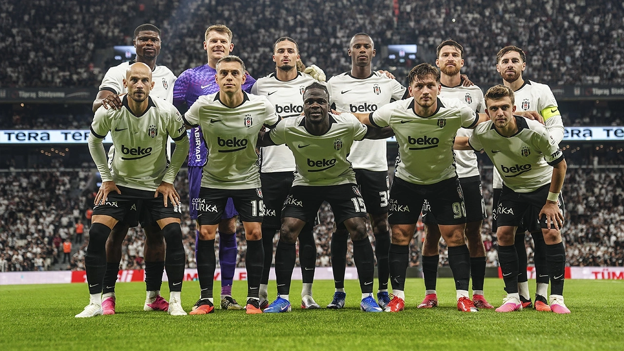 Beşiktaş'ta UEFA Avrupa Ligi kararı: Kritik maç öncesi değişiklik