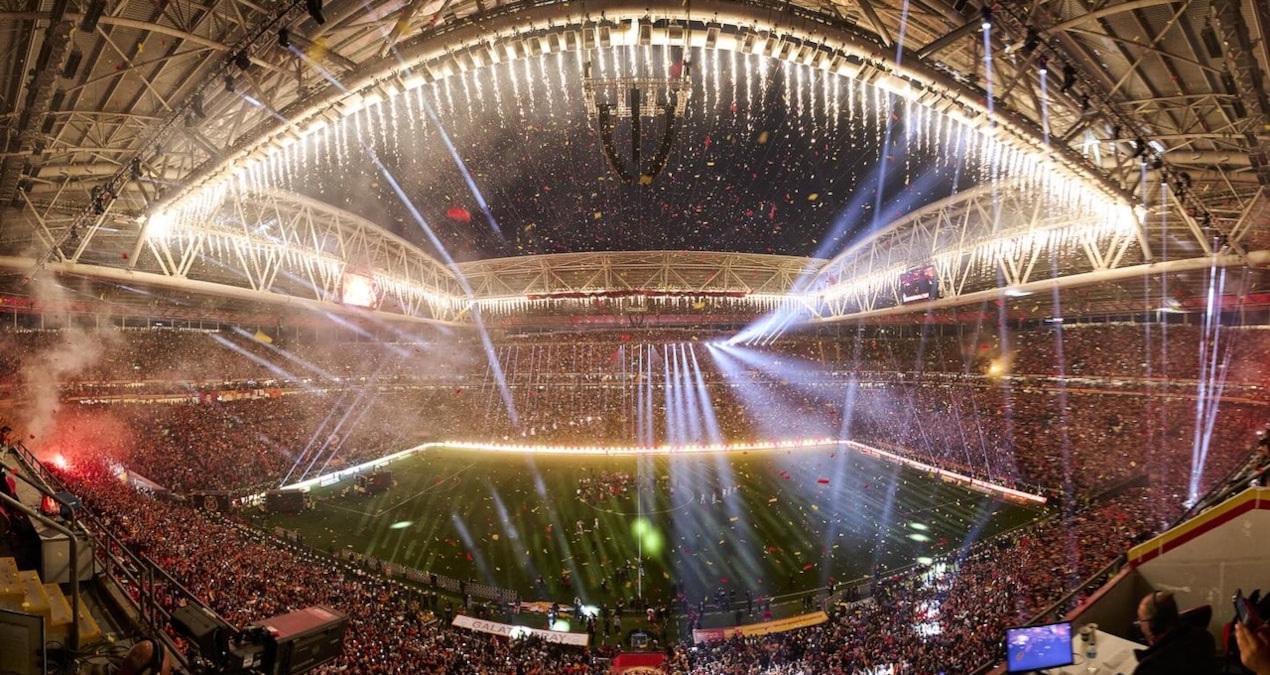 Galatasaray, hasılat rekorları kırdı ama transferde yaprak kımıldamadı! Rekor gelir, yıldız gelmez