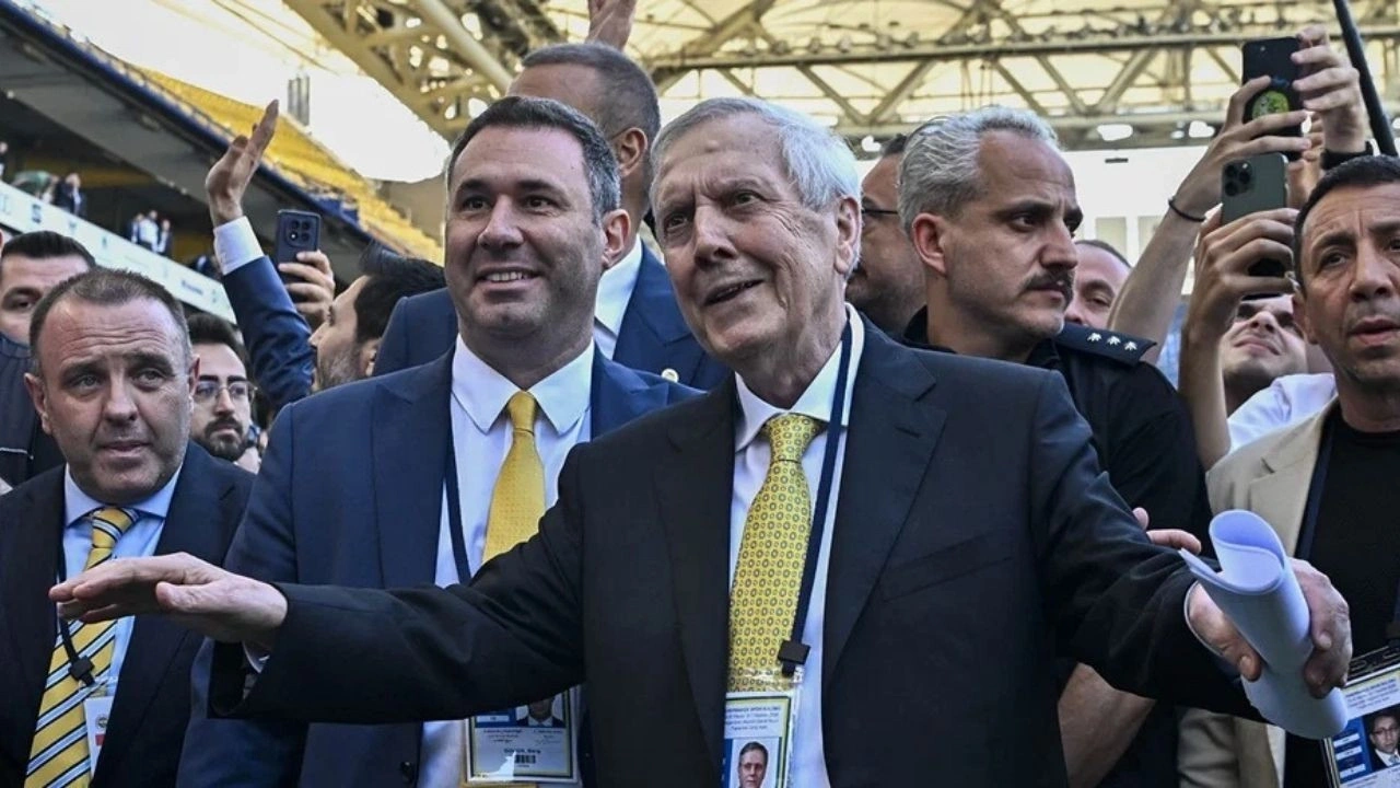Aziz Yıldırım'dan sürpriz transfer: Fenerbahçe'ye Brezilyalı orta saha geliyor