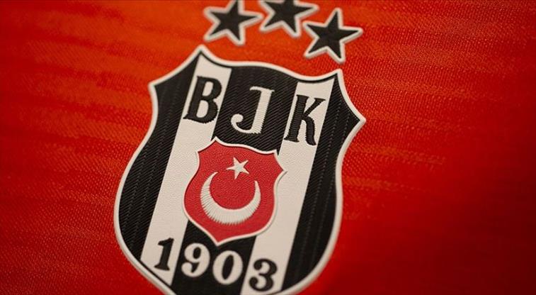 Beşiktaş’tan ayrılacak oyuncularla ilgili açıklama!