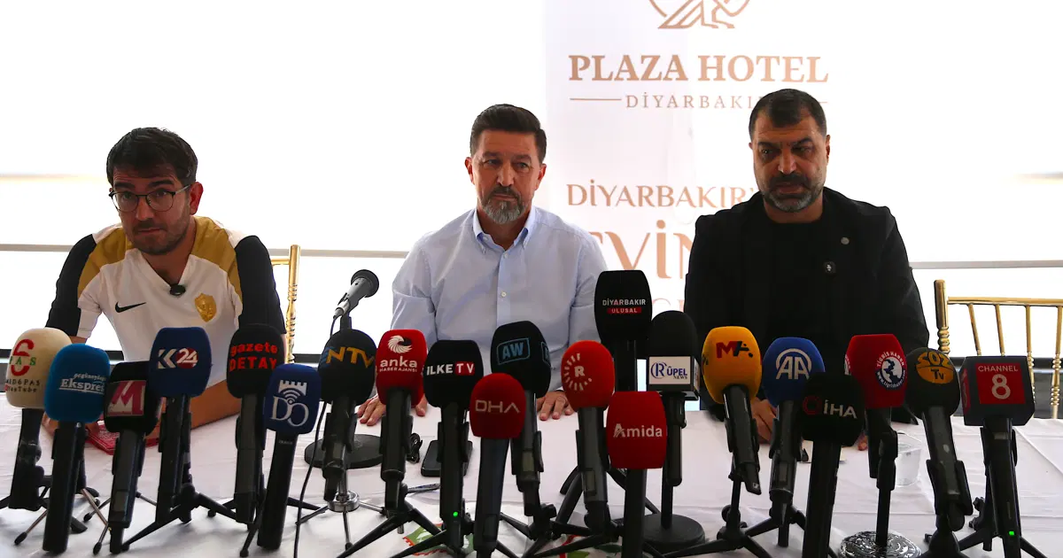 Amedspor'dan Fenerbahçe açıklaması. "3-4 futbolcu istedik, vermediler"