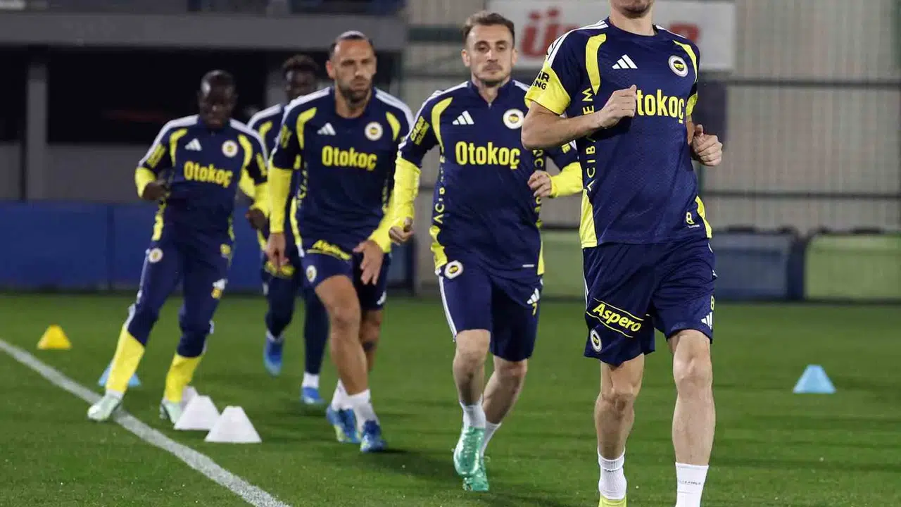 Dev derbi öncesi Fenerbahçe'de son nokta konuldu: Tesislerde sessiz bekleyiş