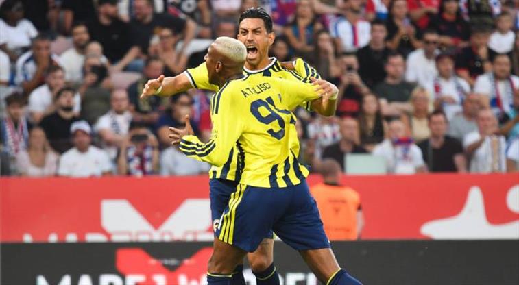 Fenerbahçe beraberlikle Şampiyonlar Ligi'nde turladı!