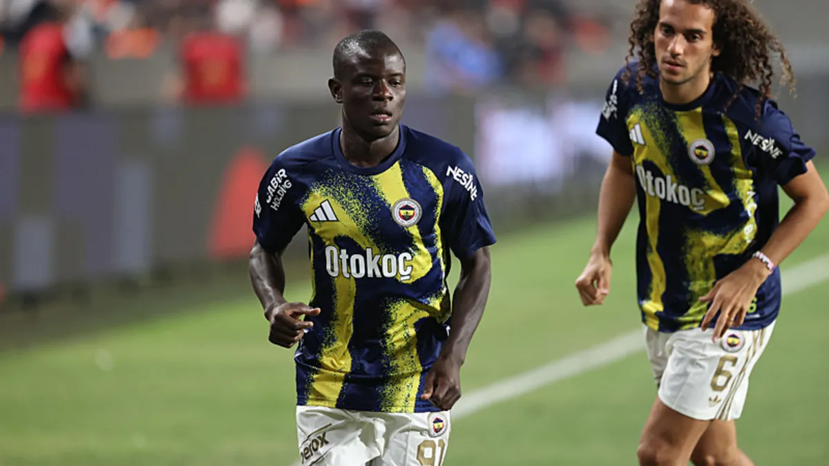 Fenerbahçe’de Guendouzi - Kante sınıfta kaldı! Ezeli rakiplerle arasındaki fark... - Galeri - Trend Spor