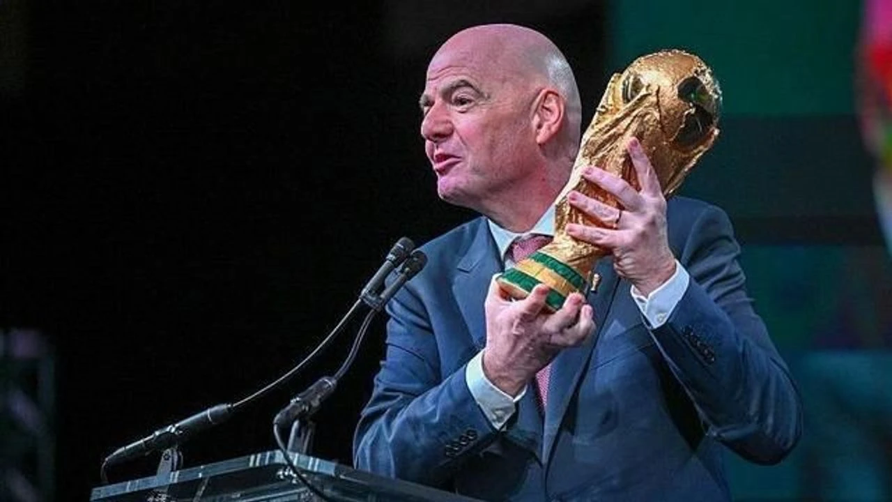 UEFA’nın ardından CONCACAF ve AFC de karşı çıktı Infantino’nun 'futbolu satma' hayali zorda