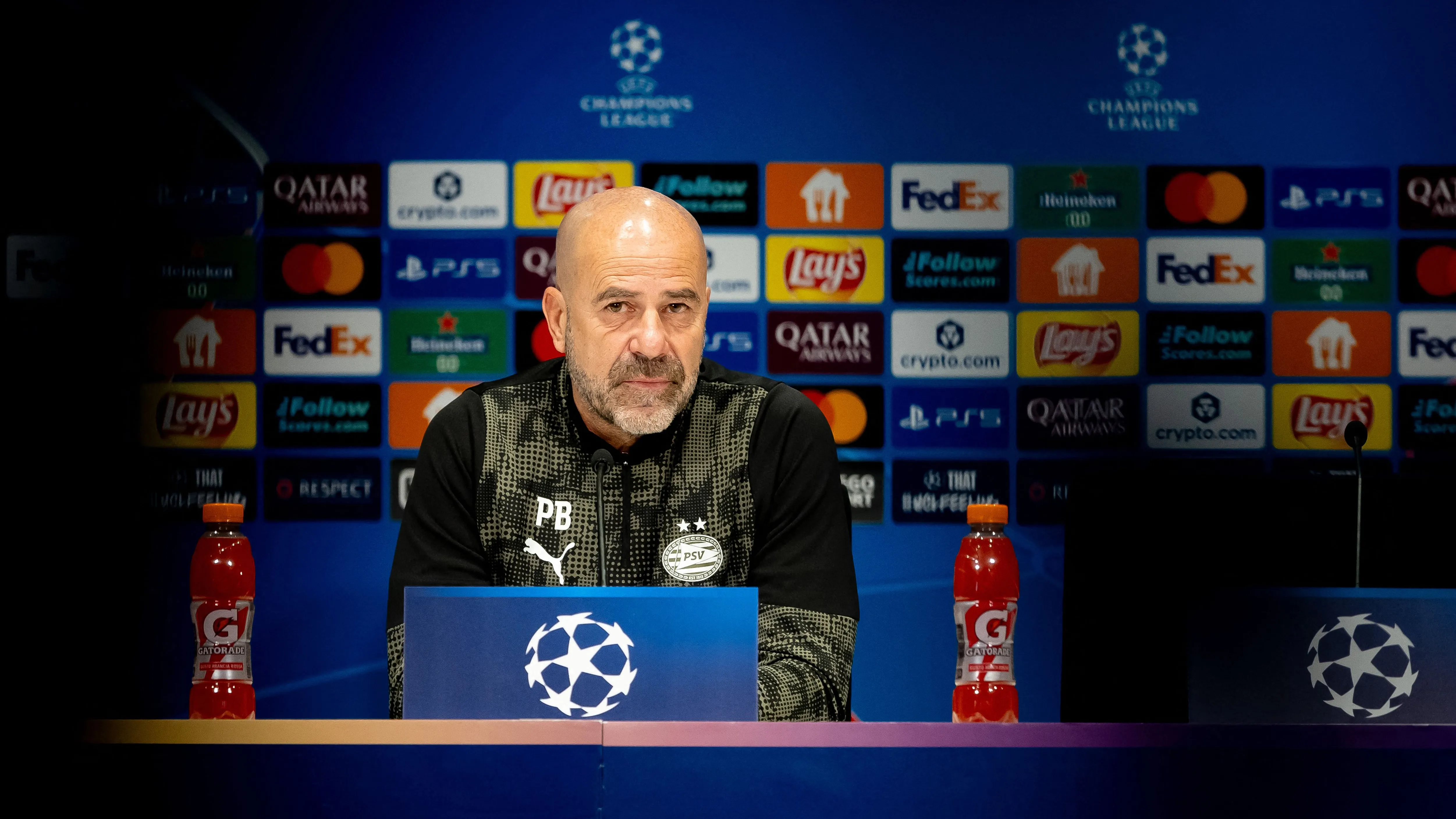 'Gülünç ve saçma!' - Peter Bosz, PSV hakkında iddialı bir Şampiyonlar Ligi iddiasında bulunurken medyaya yüklendi
