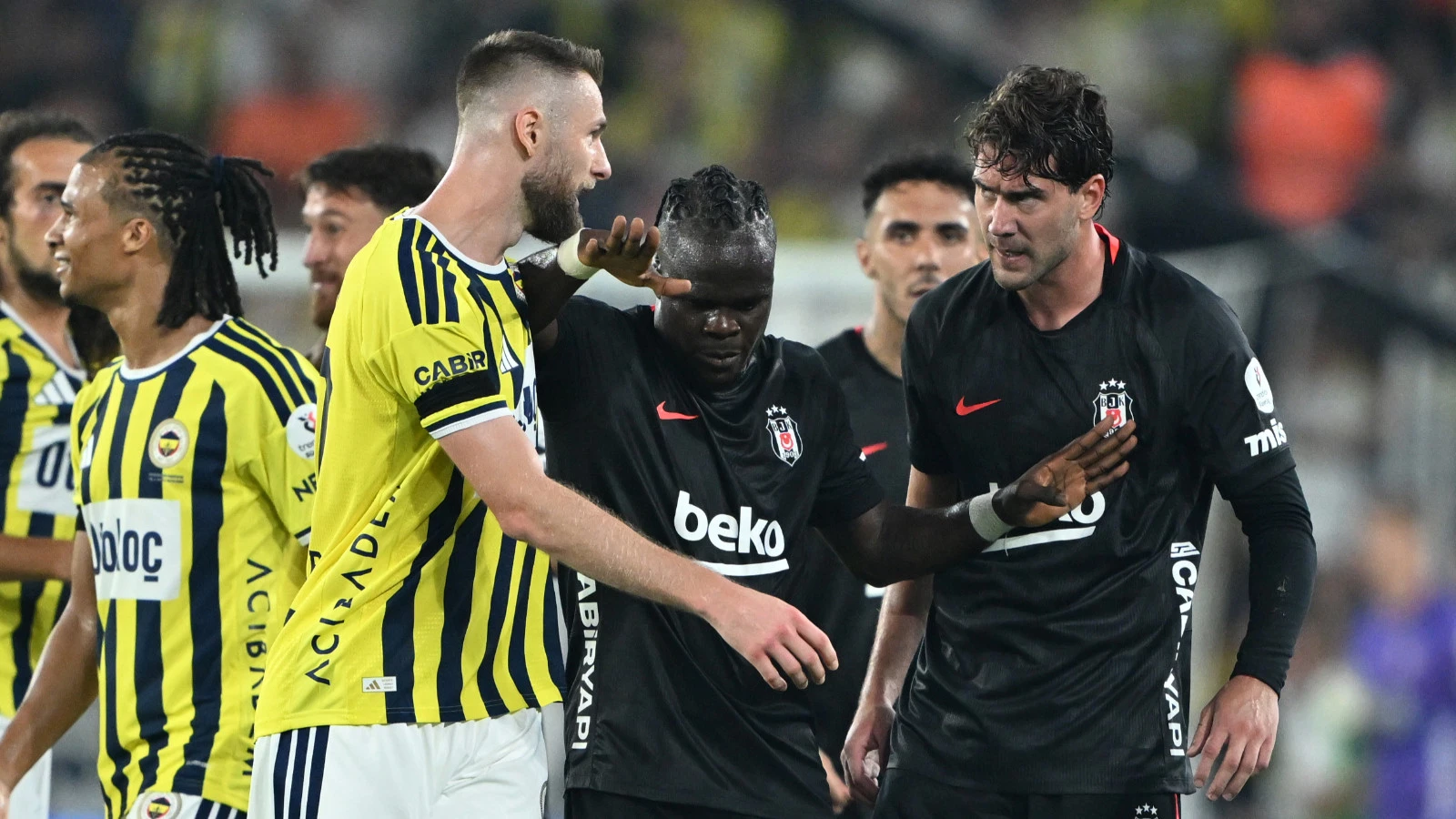 Beşiktaş'tan PFDK'ya sevk edilen Vlahovic tepkisi: TFF'ye soruyoruz