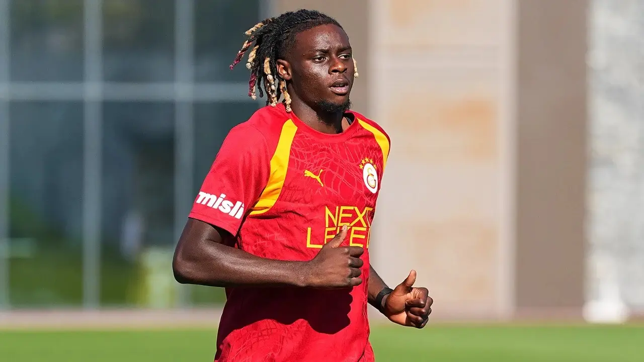 Galatasaray'da Lesley Ugochukwu'ya Fransa'dan davet!