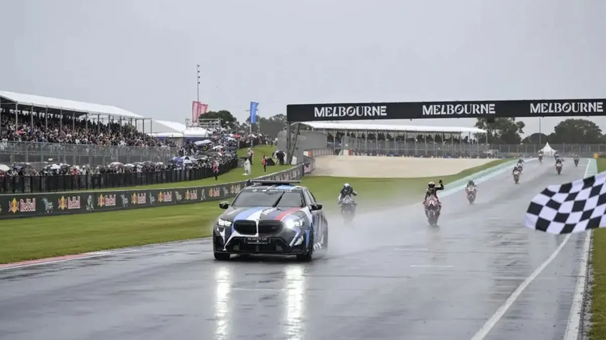 MotoGP Avustralya Grand Prix'si yağış nedeniyle iptal edildi