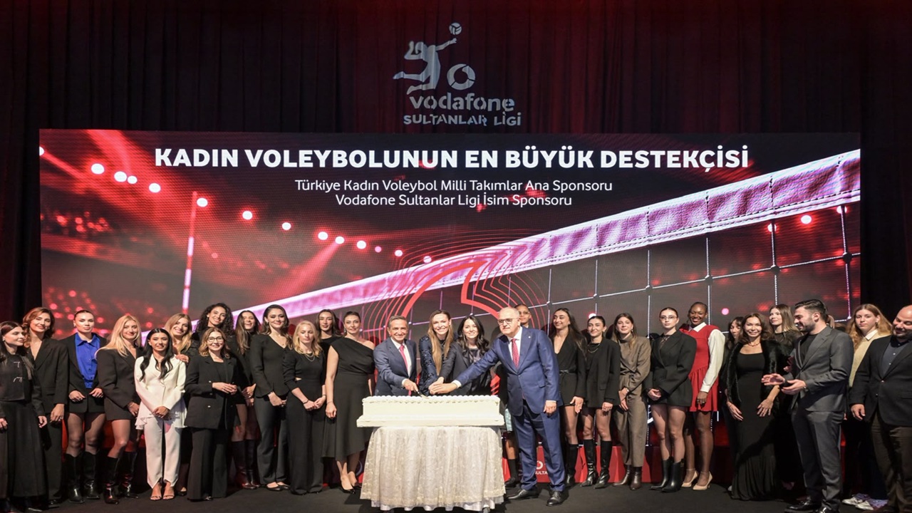 Türk Voleybolunda Teknoloji ve Başarı Dönemi Sürecek