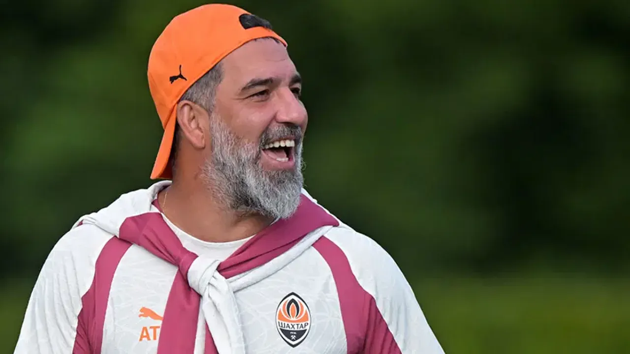 İtalyan basınından büyük iddia: Montella'nın yerine Arda Turan geliyor!