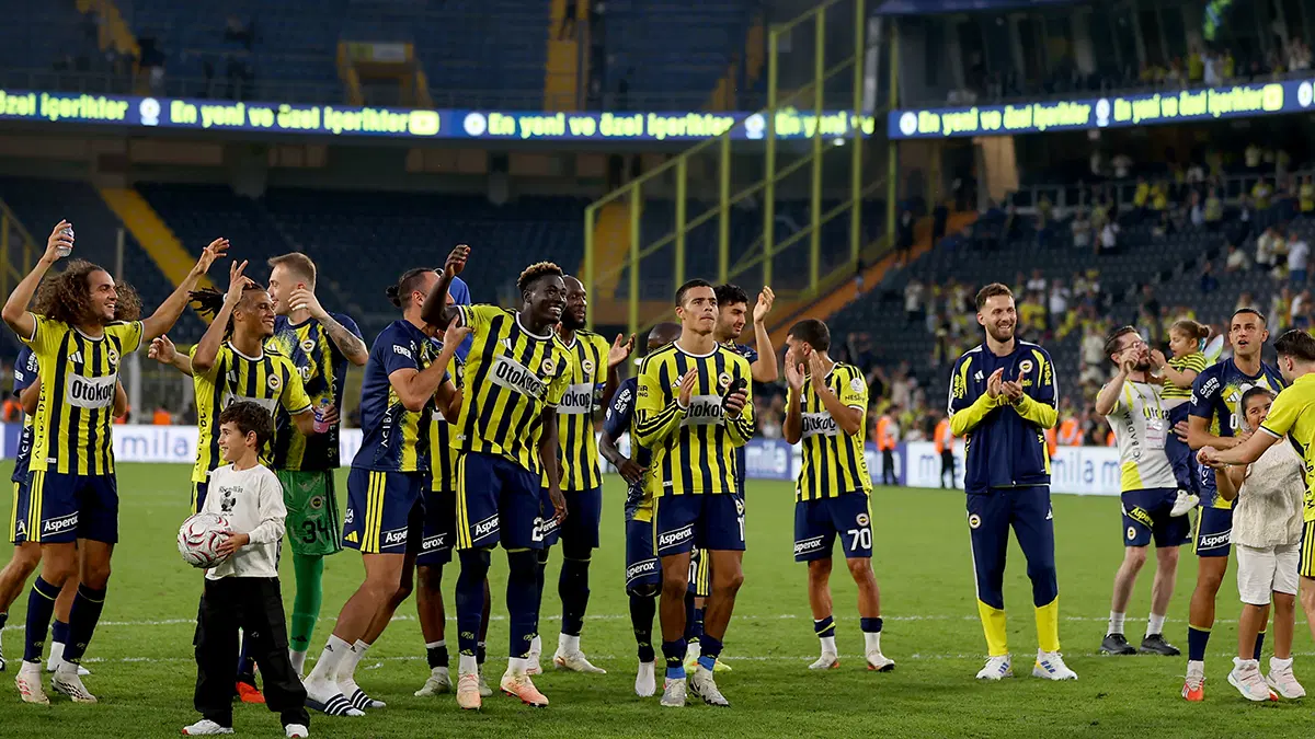 Fenerbahçe'nin yıldızları farklı galibiyeti yorumladı: "Reaksiyon göstermemiz gerekiyordu"